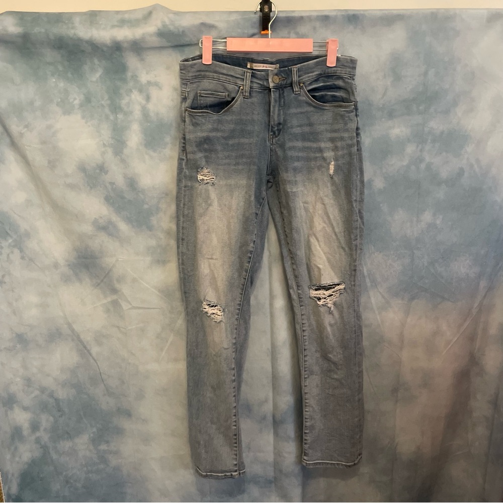 Chelsea & violet distressed mom jeans